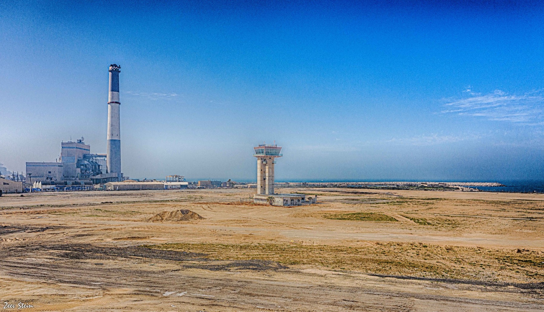 Sde Dov control tower, another angle
