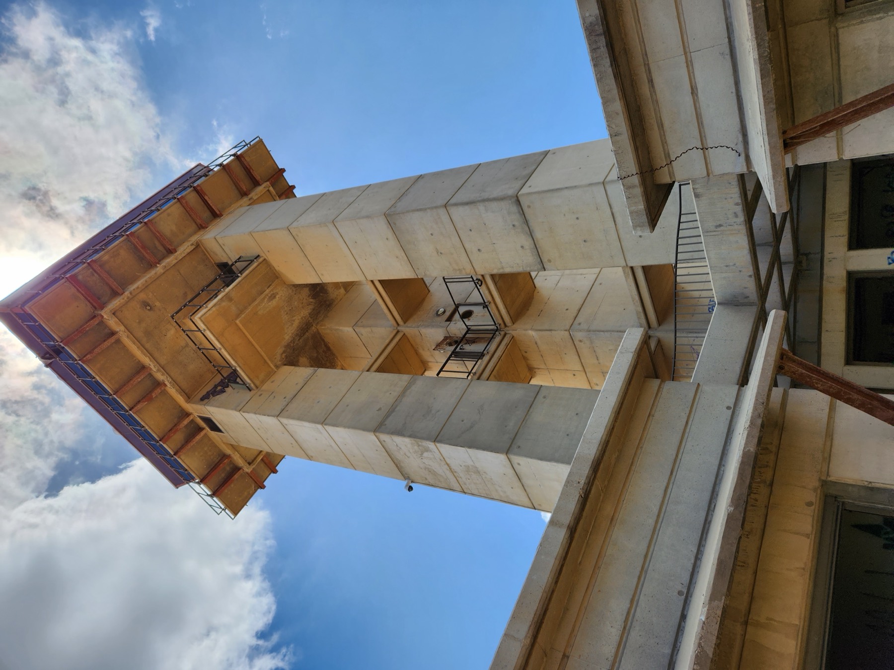 The control tower at Sde Dov
