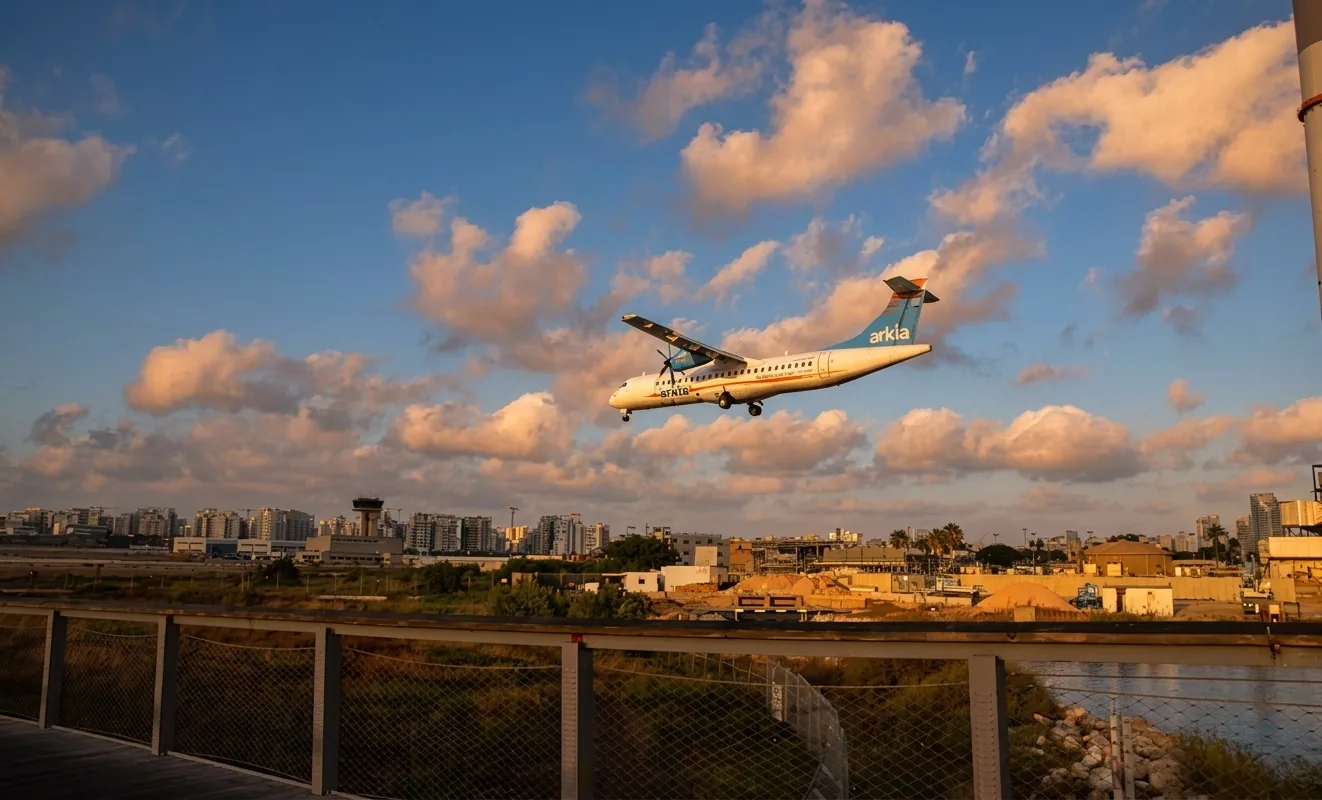 Aircraft landing at Sde Dov